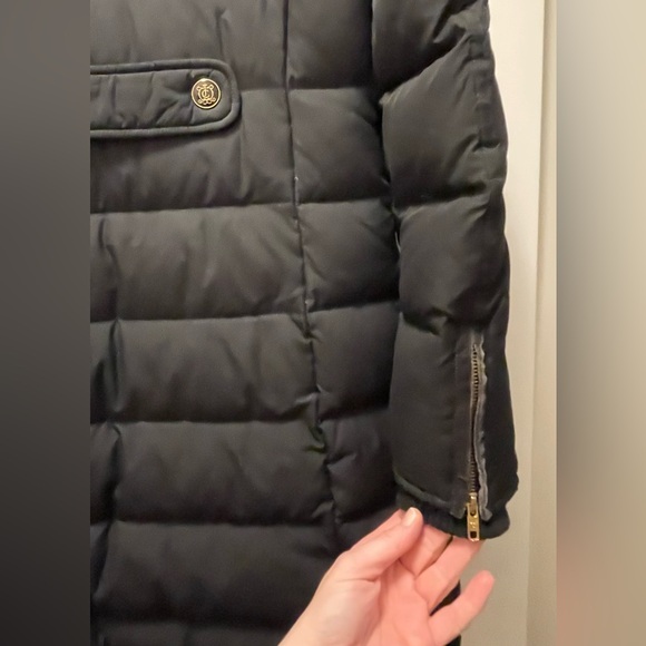 Juicy Couture long puffer coat in matte black - Picture 9 of 10